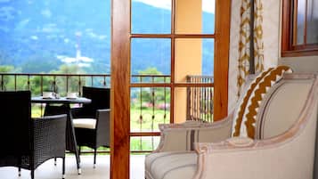 ห้องดีลักซ์, เตียงควีนไซส์ 1 เตียง | 1 ห้องนอน, เครื่องนอนระดับพรีเมียม, ตู้นิรภัยในห้องพัก, Wi-Fi ฟรี