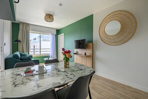 Standard Apartment, 2 Bedrooms | Living area | Flat-screen TV - Appart Hôtel Le Liberté (Vannes)