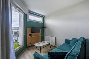 Comfort Apartment, 1 Bedroom | Living area