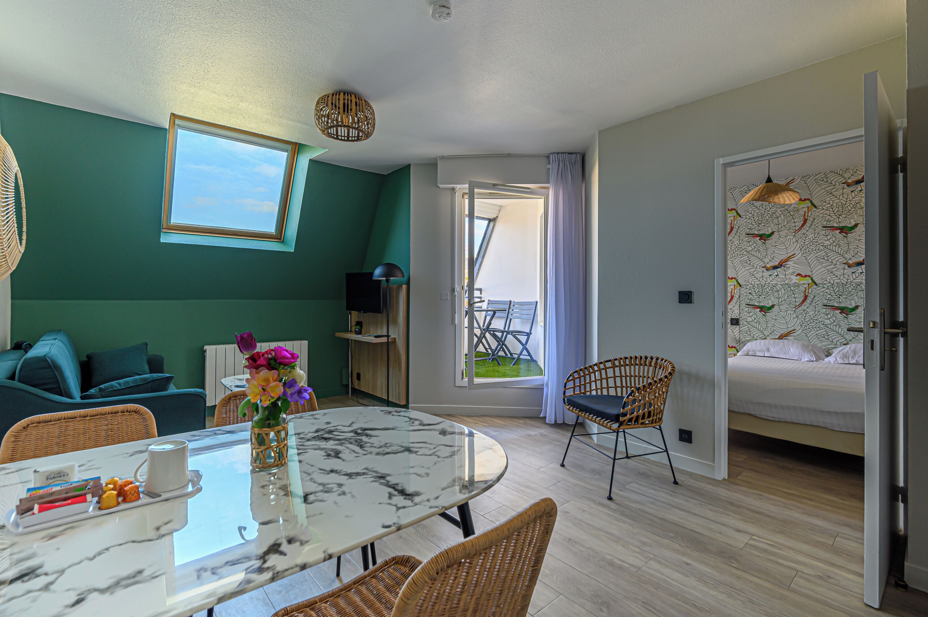 Comfort appartement, 2 slaapkamers | Woonruimte | Flatscreentelevisie