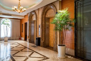 Lobby - Waikoloa Hotel (Taipei)