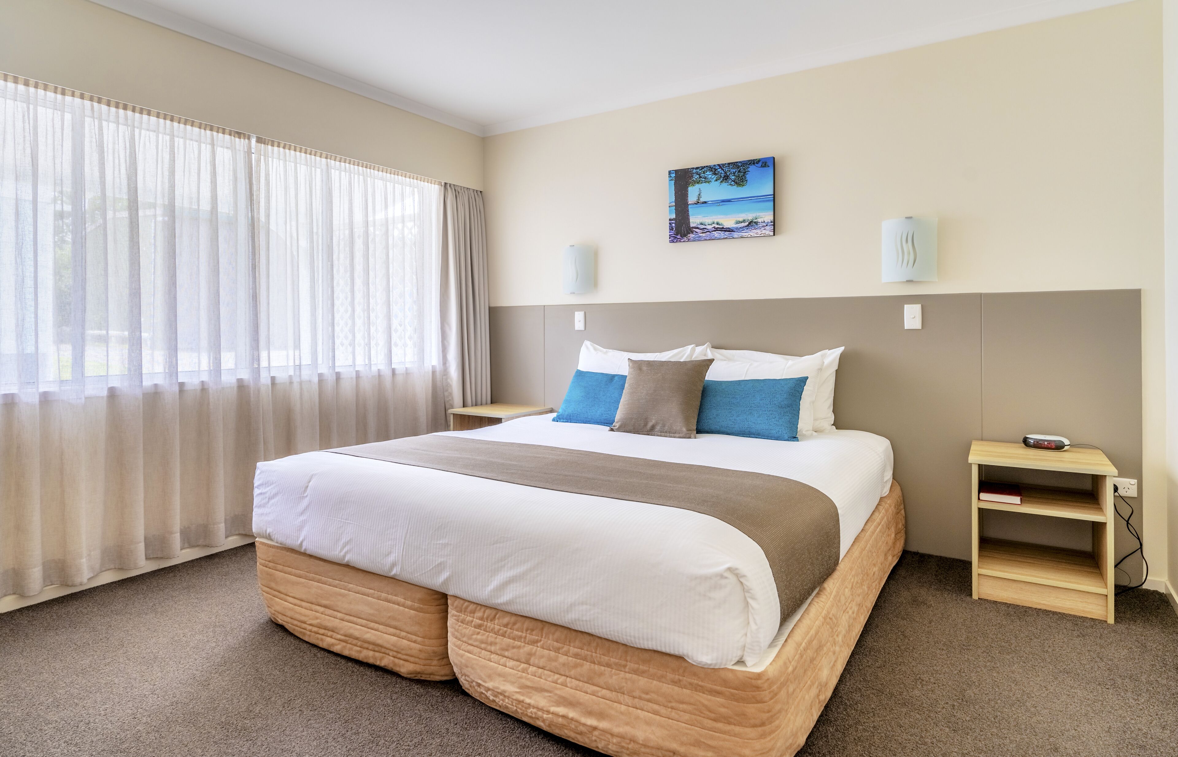 2 soveværelser, mørklægningsgardiner, strygejern/strygebræt, sengetøj