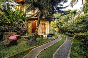 Pemandangan taman