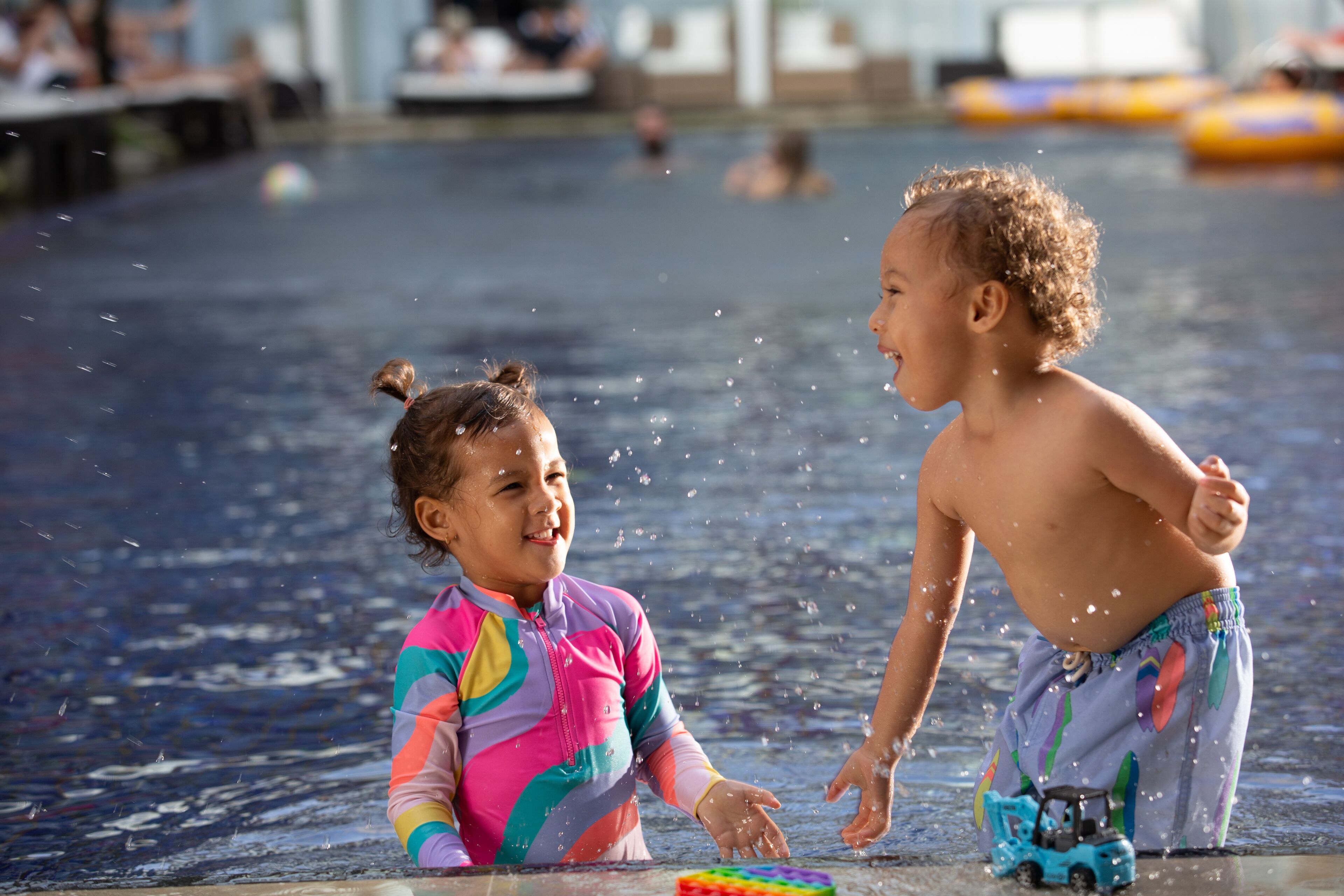 outdoor pool, pool loungers