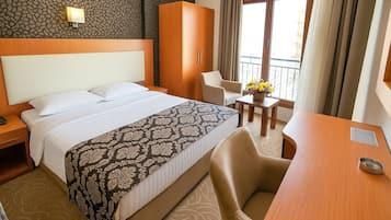 Premium bedding, minibar, in-room safe, desk