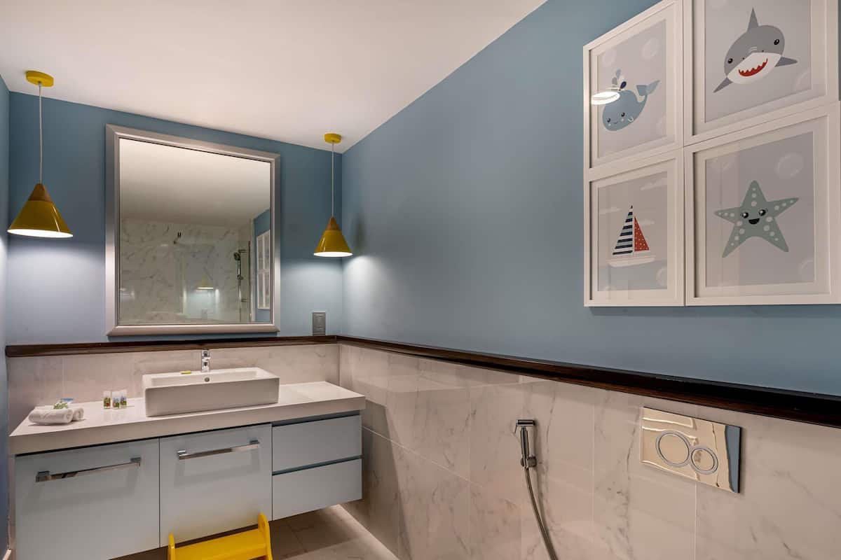 Family Suite (Kids Escape) | Free minibar, in-room safe, desk, free WiFi