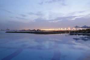 2 indoor pools, 6 outdoor pools, pool cabanas (surcharge)