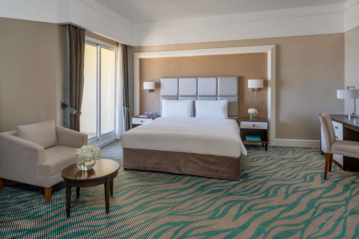 Junior Suite, 2 Bedrooms | Free minibar, in-room safe, desk, free WiFi