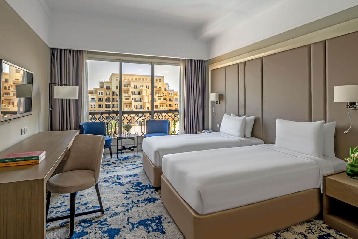 Free minibar, in-room safe, desk, free WiFi
