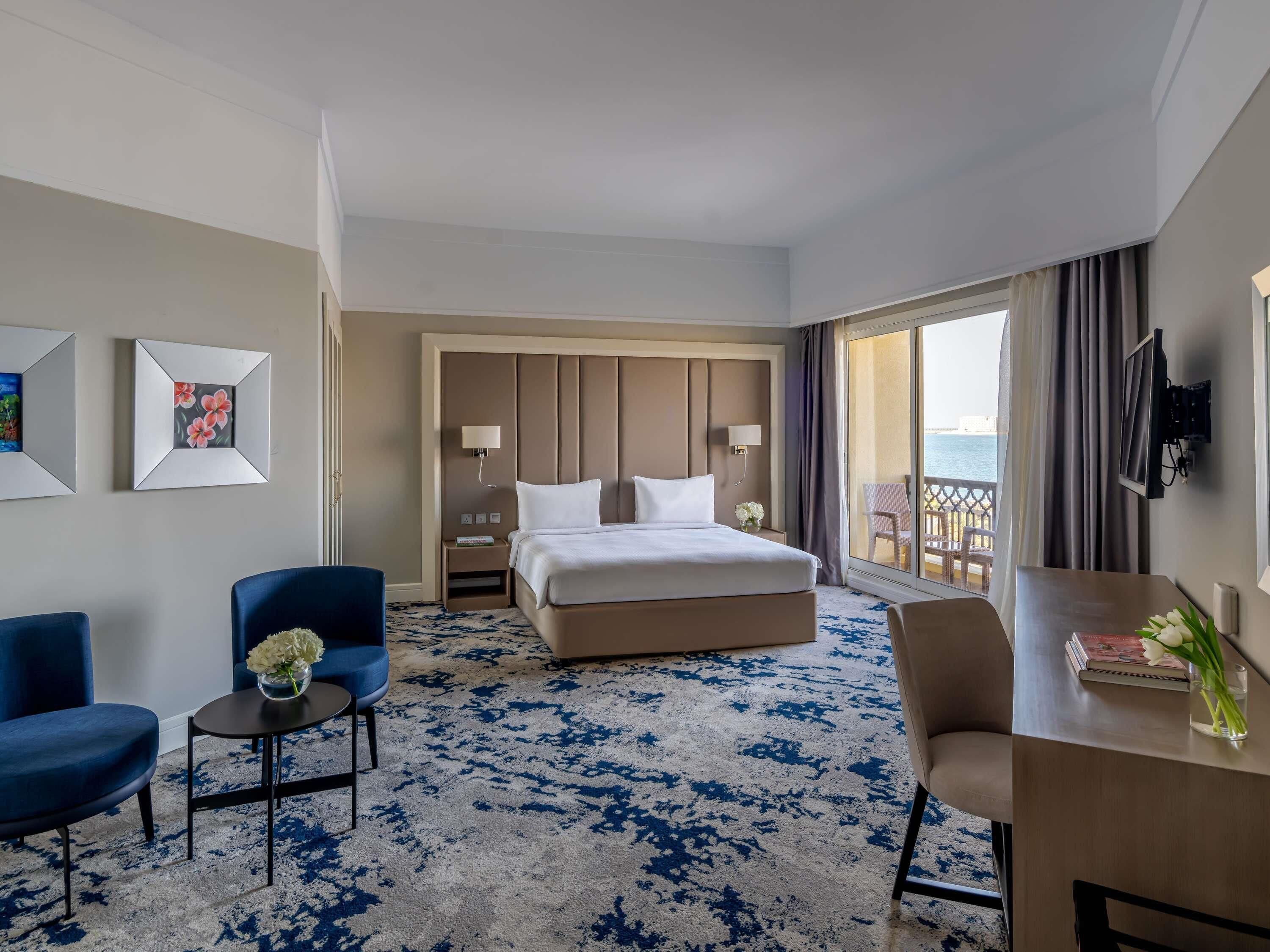 Articles gratuits dans le mini-bar, coffres-forts dans les chambres