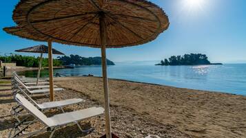 Private beach nearby, sun-loungers, beach umbrellas