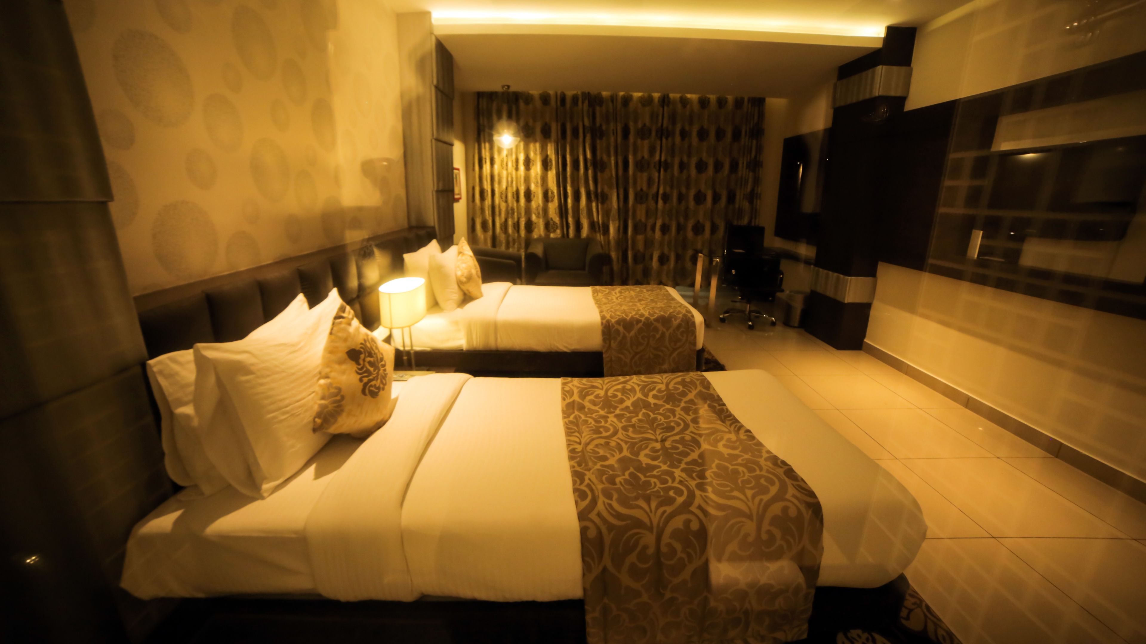 deluxe room | select comfort beds, in-room safe, individually decorated