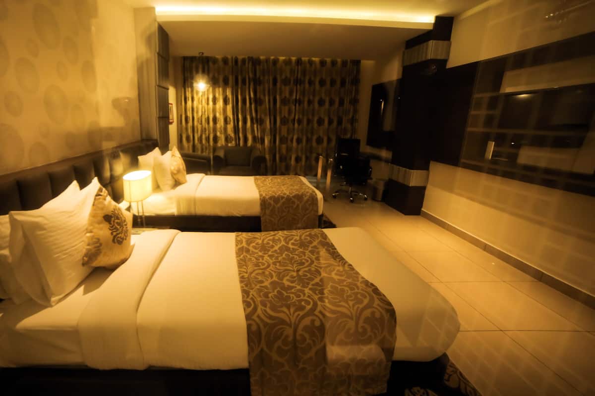 deluxe room | select comfort beds, in-room safe, individually decorated