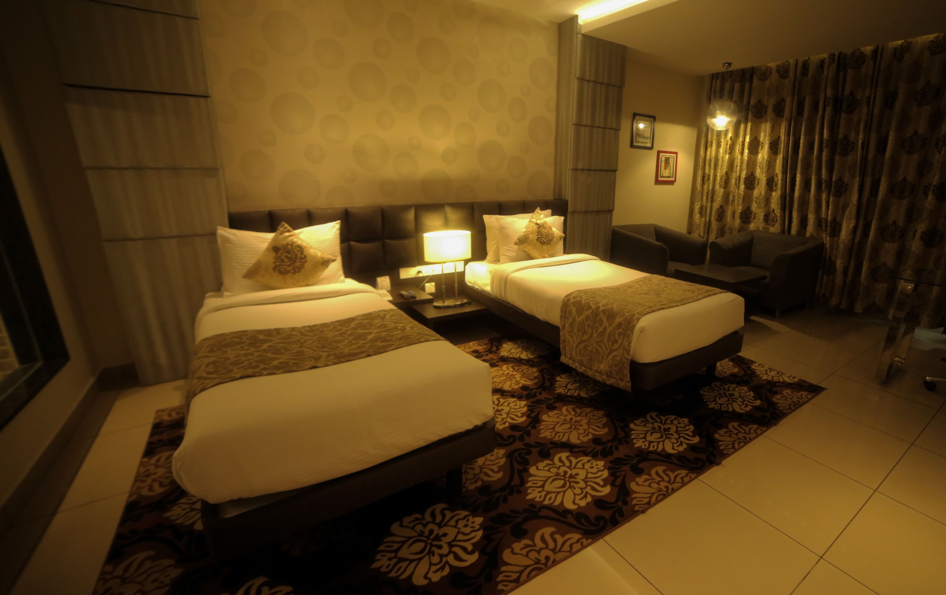 deluxe room | select comfort beds, in-room safe, individually decorated