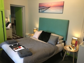 標準雙人房 (Upper Floor) | 熨斗/熨衫板、免費 Wi-Fi、床單