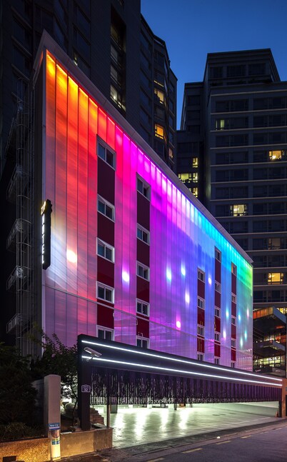 Zip Hotel