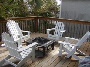 House, 4 Bedrooms, 2 Bathrooms | Balcony