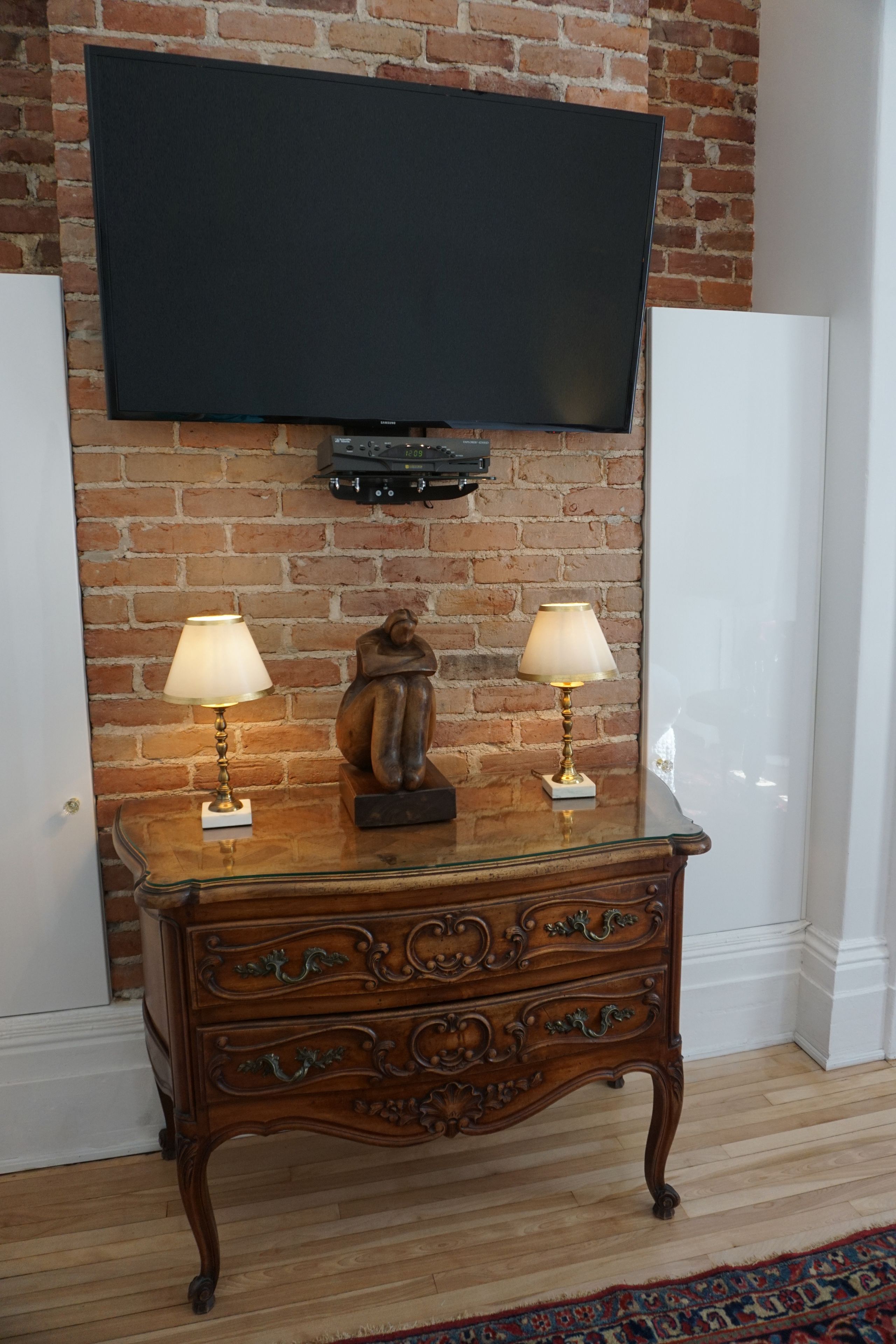 standard room, 1 queen bed | premium bedding, individually decorated, individually furnished, desk