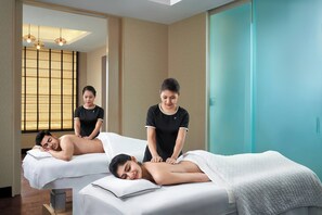 Espace de soins pour les couples, sauna, bain à remous, hammam