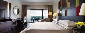 1 bedroom, premium bedding, free minibar items, in-room safe