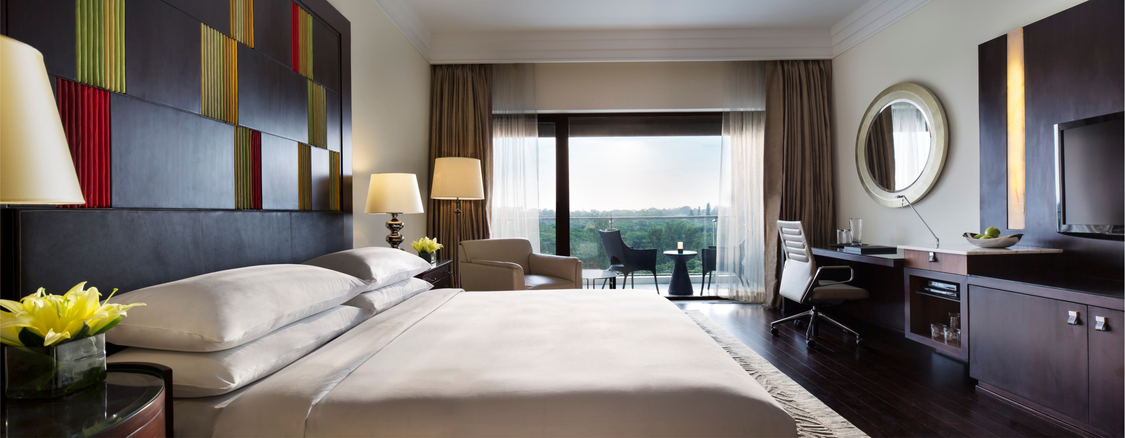 1 bedroom, premium bedding, free minibar items, in-room safe