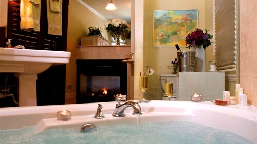 Harvey House Bed & Breakfast