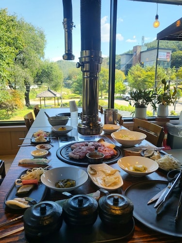 OPPA Hostel Sinchon-Hongdae