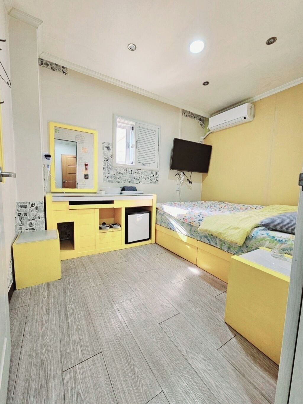 ダブルルーム | 防音設備、WiFi (無料)、ベッドシーツ