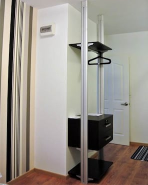 Iron/ironing board, free WiFi - Plush Pods (Singapore)
