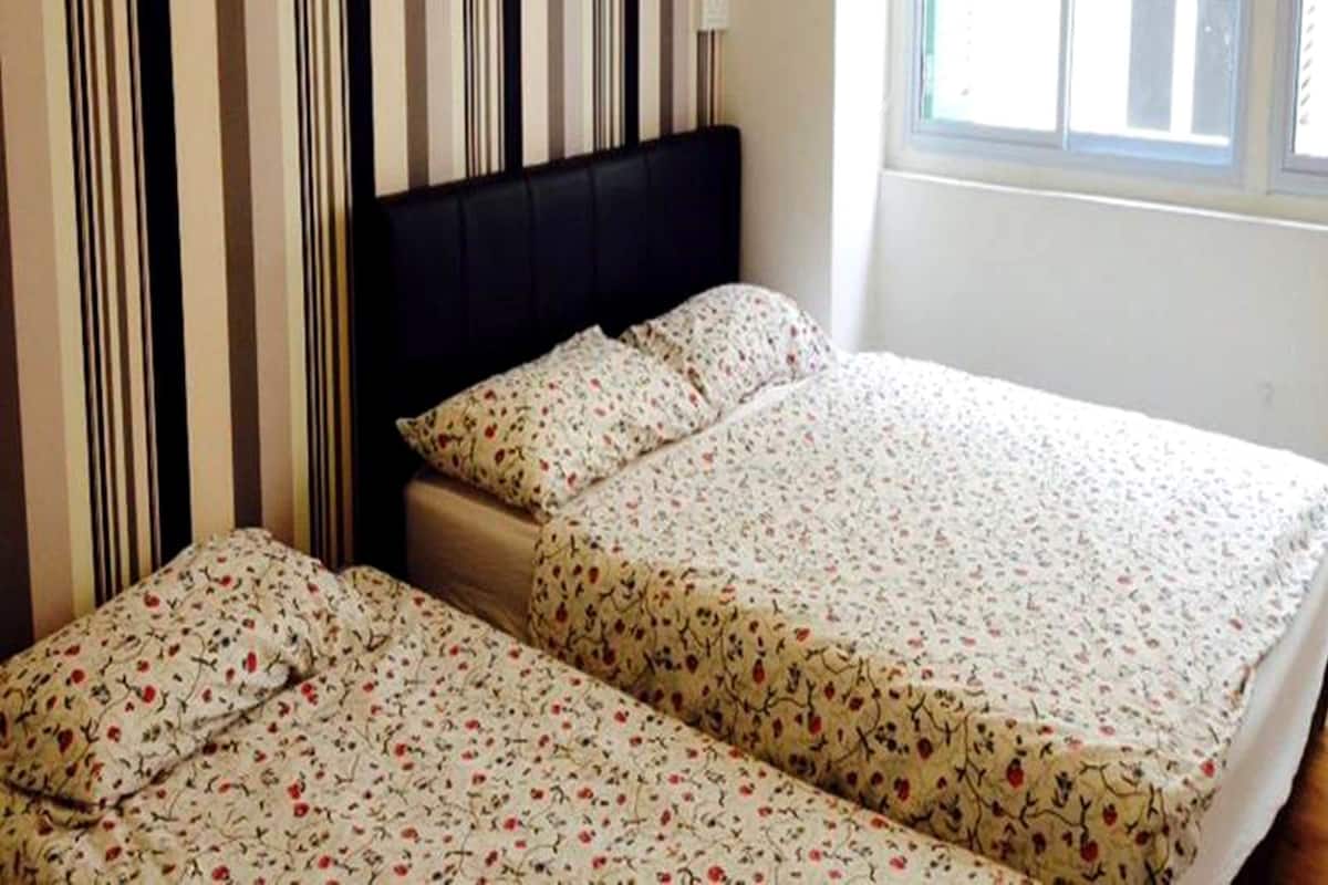 Kamar Premium | Setrika/meja setrika dan Wi-Fi gratis
