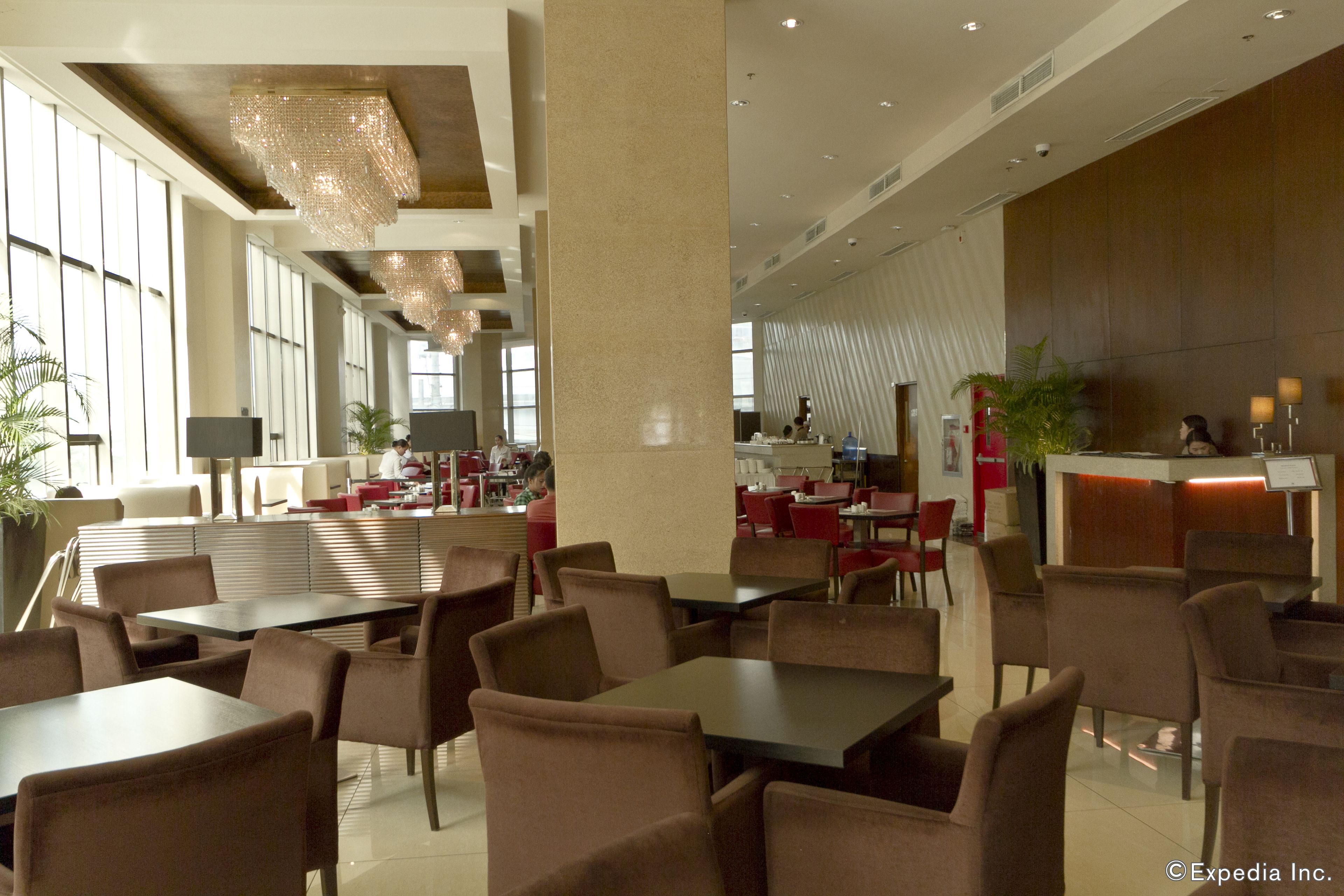 Photo - Mandarin Plaza Hotel