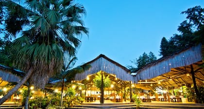 Home Phutoey River Kwai Hotspring & Nature Resort