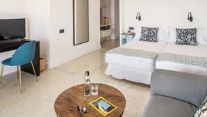 1 chambre, coffres-forts dans les chambres, bureau, rideaux occultants