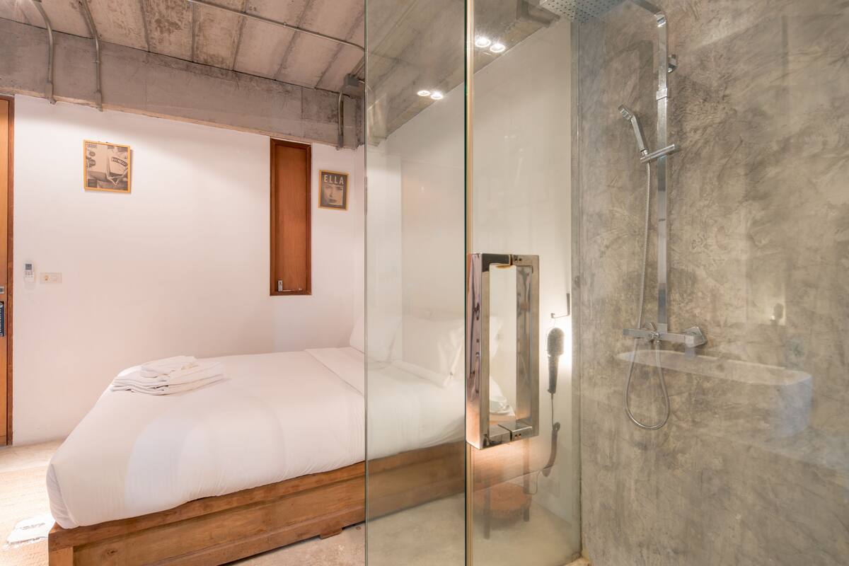 Habitación estándar | Minibar, caja fuerte, wifi gratis y ropa de cama