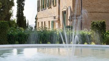 Fountain