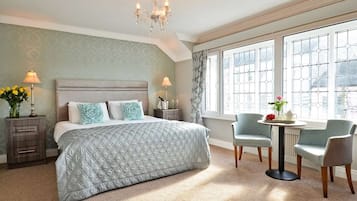 Premium bedding, iron/ironing board, free cots/infant beds, free WiFi