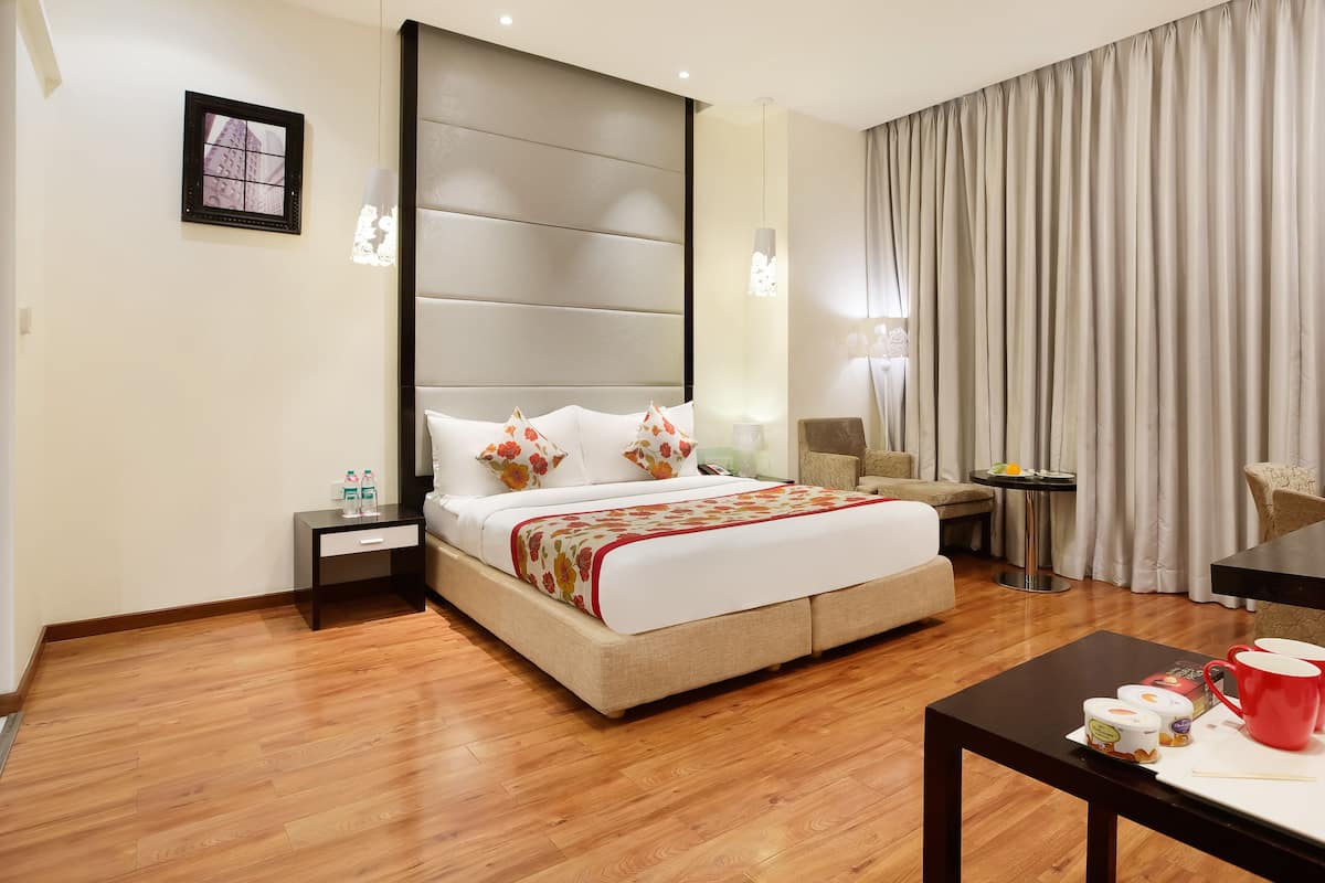 deluxe suite | 1 bedroom, minibar, in-room safe, individually decorated