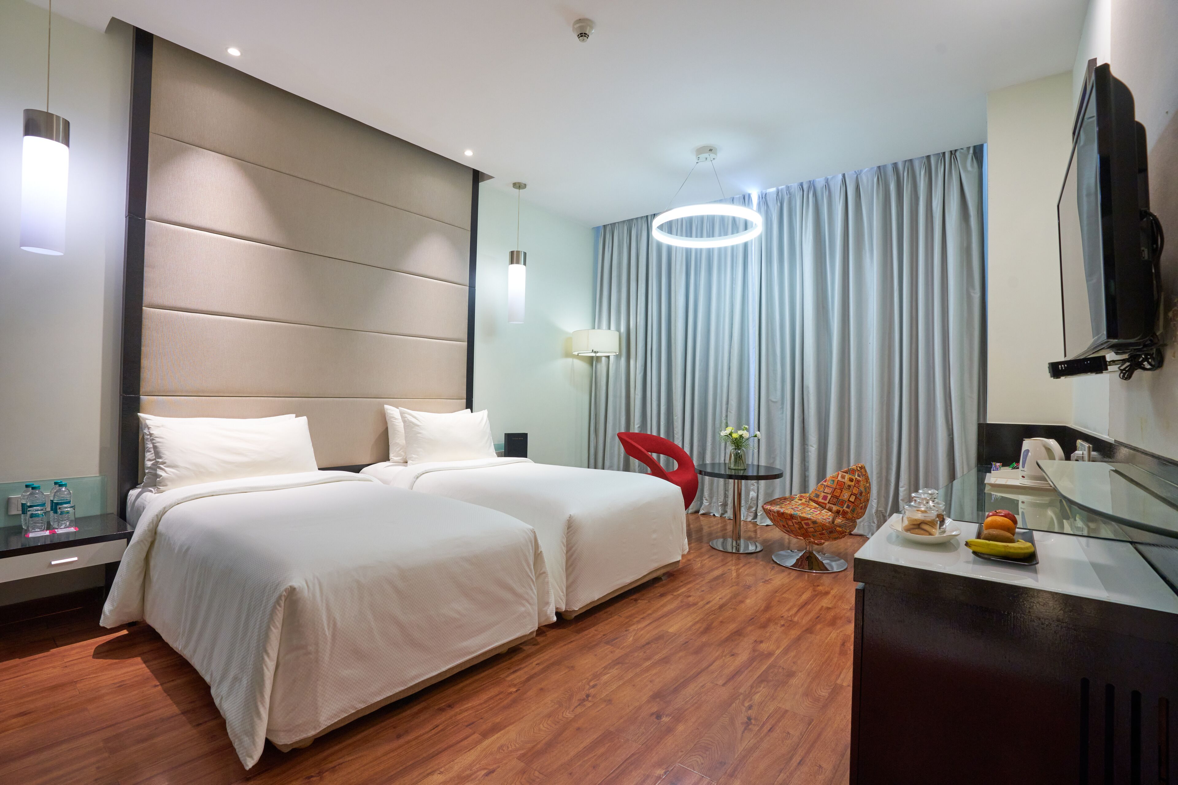 deluxe double room | 1 bedroom, minibar, in-room safe, individually decorated