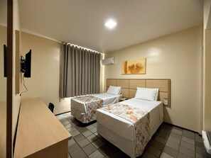 Standard Twin | Minibar, cortinas blackout, wifi gratis y ropa de cama 