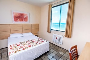 Superior Room | Minibar, blackout curtains, free WiFi, bed sheets - Dan INN Express Salvador By Nacional Inn (Salvador)
