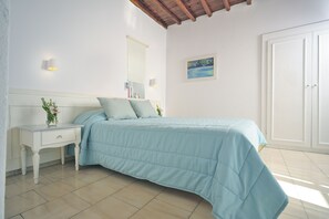 Caja de seguridad en la habitación y sistema de insonorización 