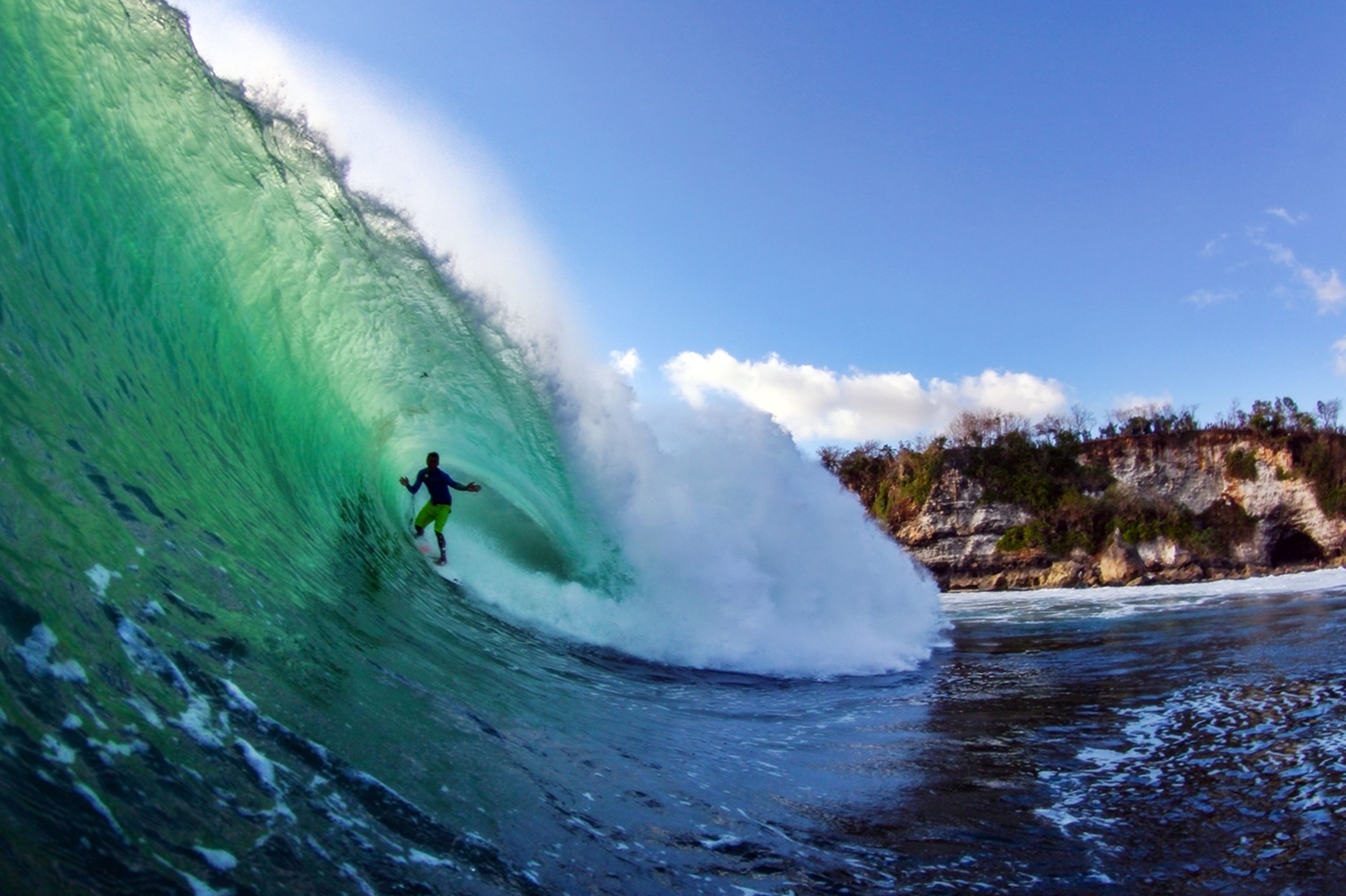 beach nearby, free beach shuttle, beach towels