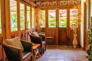 Body treatments, aromatherapy, hot stone massages, deep-tissue massages - S Resorts Hidden Valley Bali (Pecatu)