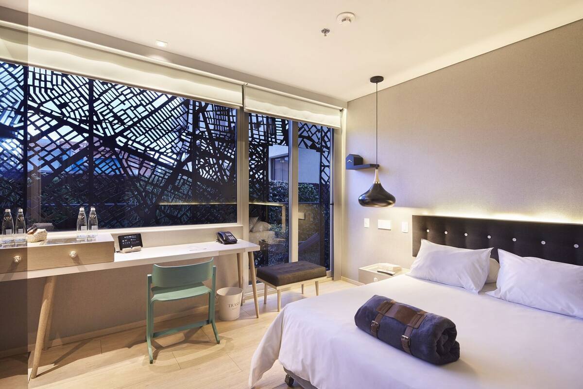 Premium bedding, minibar, in-room safe, desk