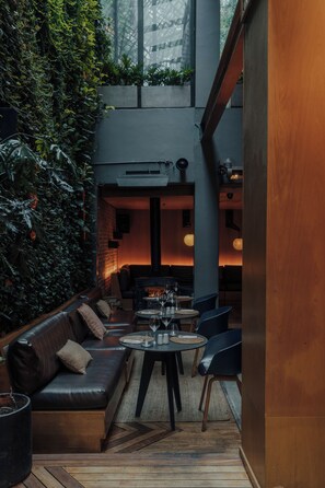 Breakfast, lunch and dinner served - The Click Clack Hotel Bogota (Bogotá)