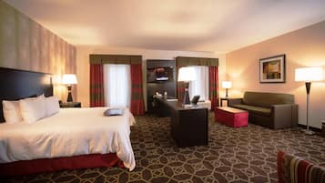 King Suite, Studio | Desk, iron/ironing board, free cots/infant beds, free WiFi