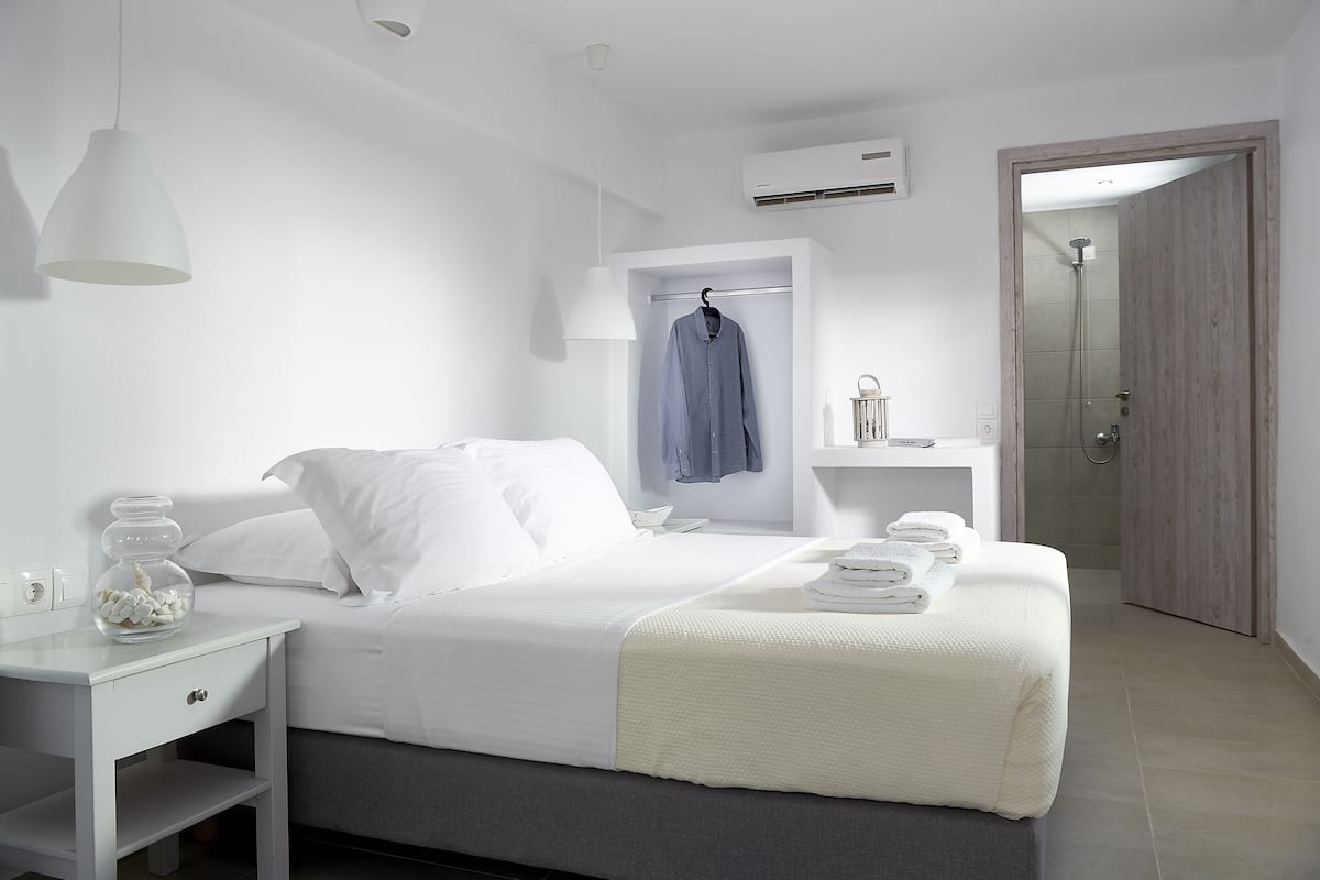 Chambre Double | 1 chambre, minibar, rideaux occultants, Wi-Fi gratuit
