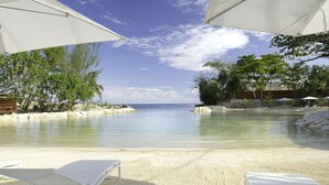 Property grounds - The Trident Hotel (Port Antonio)
