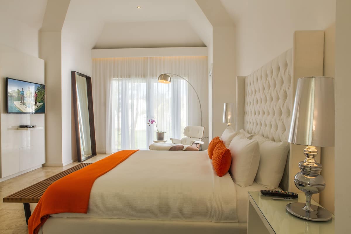 Tempur-Pedic-Betten, Minibar, Zimmersafe, individuell dekoriert