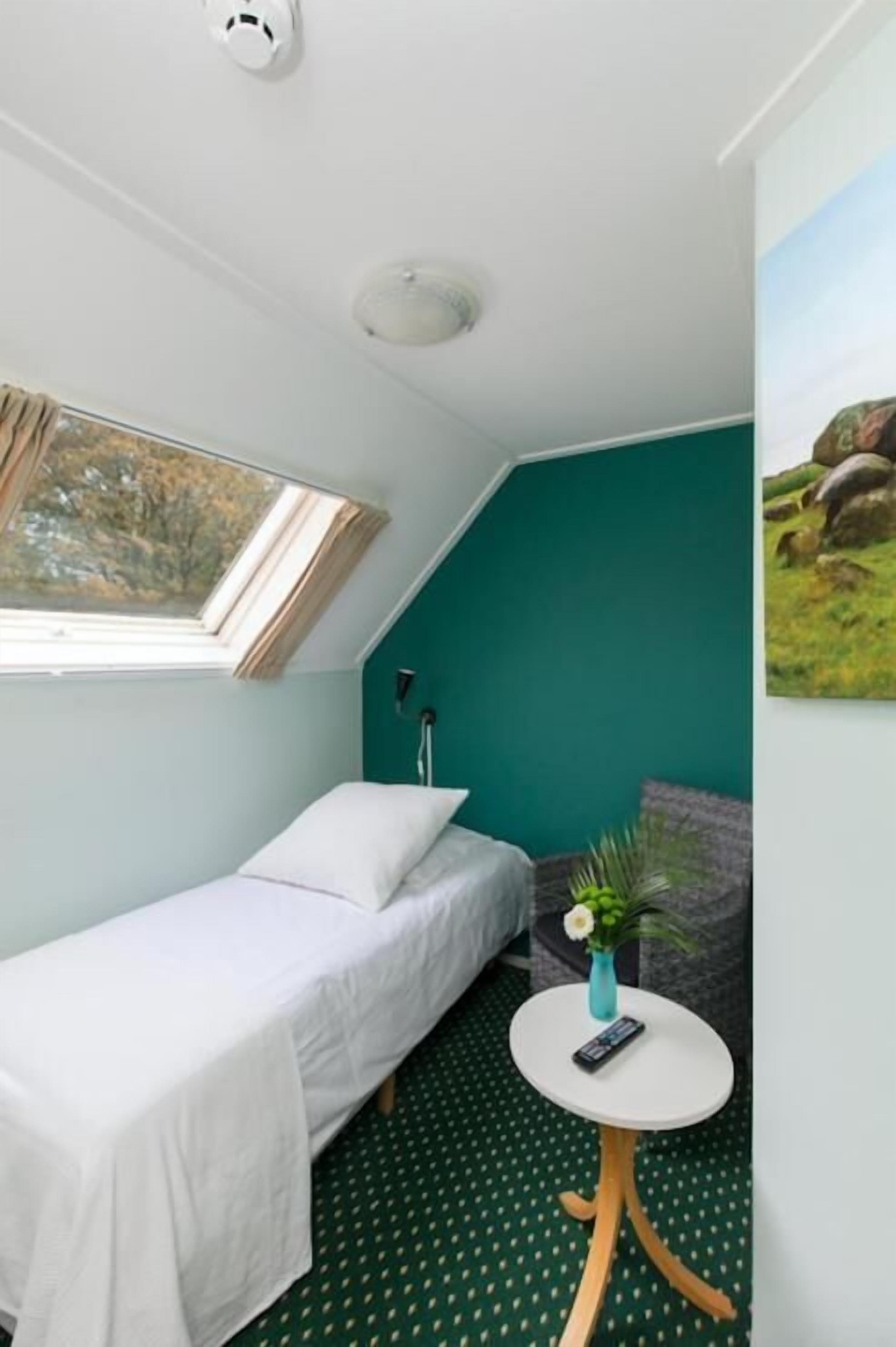 cots/infant beds, free wifi, bed sheets, wheelchair access